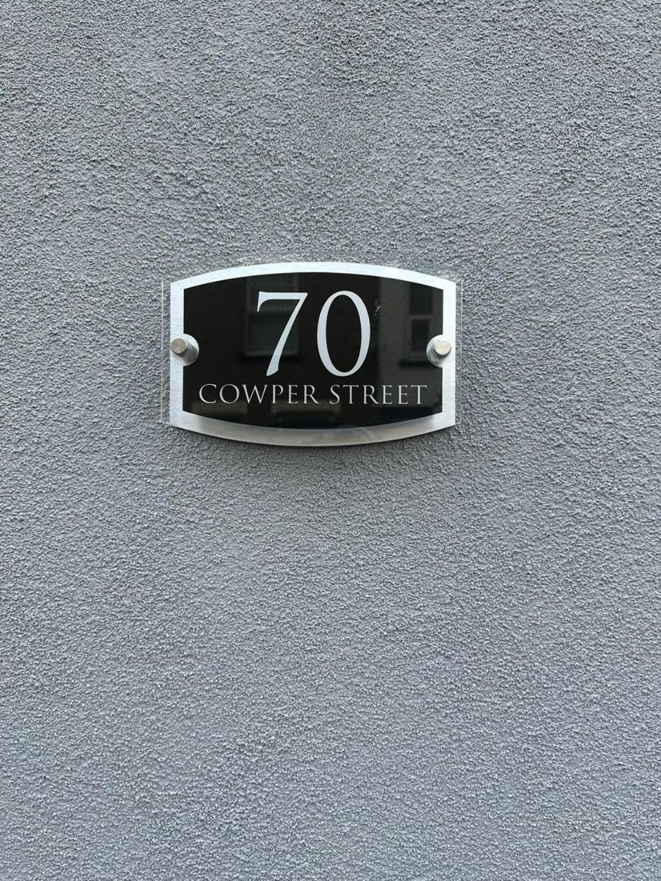 Luton Town House Near Airport Apartment Exterior photo
